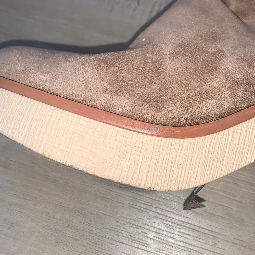 Pierre Dumas Light Brown Ankle Booties